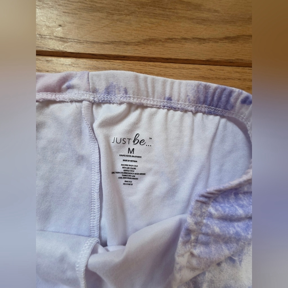Just Be Tie Dye Purple and White Shorts NWOT - Picture 2 of 3